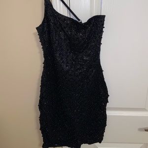 Fashion Nova: Roxi One Shoulder Mini Dress